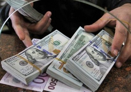 مصدر اسرائيلي:الاحتلال لن يسمح بادخال الأموال القطرية للقطاع