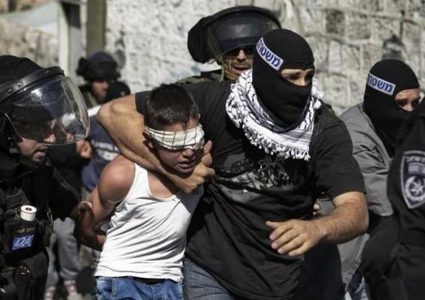 حالة رعب بين الأسرى الأطفال في معتقل عوفر