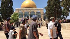 100 مستوطن وطالب تلمودي يقتحمون المسجد الأقصى