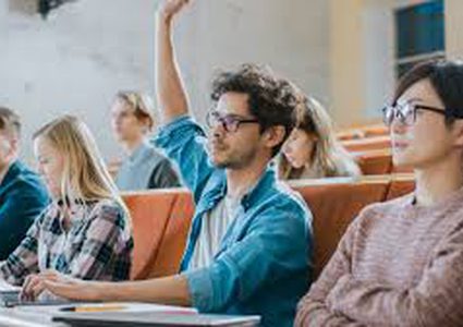 هل تؤثر الشهادة التعليمية على فرص الإصابة بالخرف