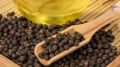 ما هي الفوائد الصحية للزيت العطري من الفلفل الأسود ؟