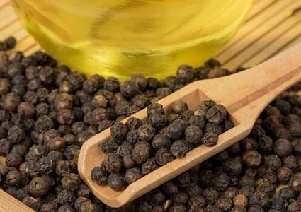 ما هي الفوائد الصحية للزيت العطري من الفلفل الأسود ؟