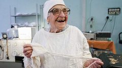 كيف يمكن للنساء بلوغ سن الـ 90؟