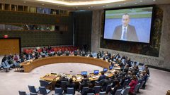 ملادينوف يحذر من خطة "تبييض المستوطنات"