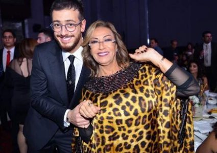 والدة سعد لمجرد تعود للغناء بعد إطلاق سراح ابنها