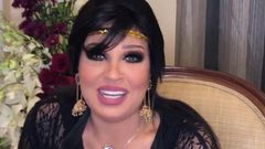 فيفي عبده بملابس مخلة بالاداب والجمهور: "تلوث بصري"