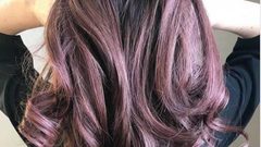 "الأرجواني الشوكولاتة".. أجدد صيحات موضة الشَّعر في 2019