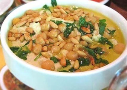 فتة الحمص الذهبية من المطبخ السوري