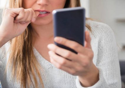 6 طرق تضر بها الشبكات الاجتماعية بصحتنا النفسية