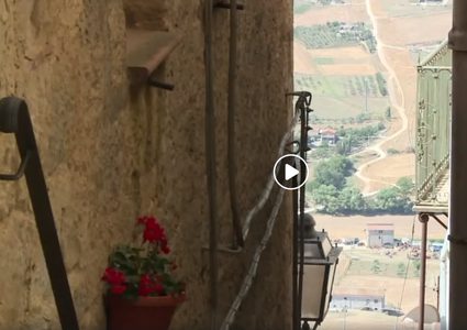 منزل مقابل يورو واحد في بلدة سامبوكا الايطالية