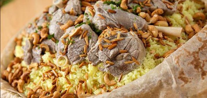 الأردنيون يتداولون "منسف بلحم السلاحف والأفاعي"