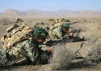 إيران تجري تدريبات عسكرية ب 12 ألف جندي