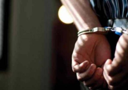 القبض على متهمين بالنصب والاحتيال بأكثر من 180 ألف شيكل