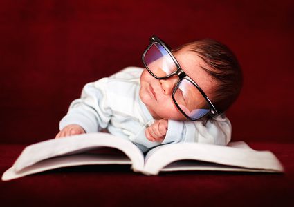 هل مشي الطفل المبكر يجعله أينشتاين؟