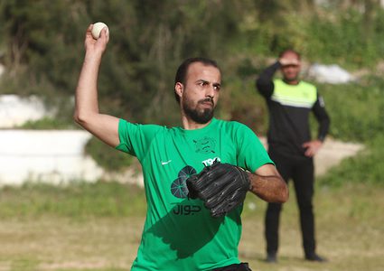 مباراة البيسبول بين الهلال والأهلي في غزة