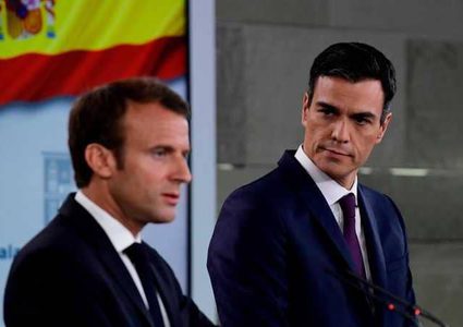 أوروبا تساند خصم مادورو.. ومهلة قصيرة لإجراء انتخابات