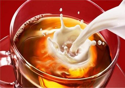 الشاي بالحليب يشكل خطرا على الصحة