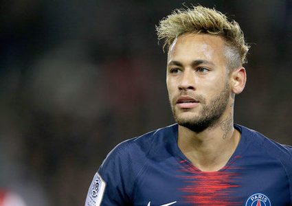 مدافع برشلونة يعلق على "رجوع نيمار"