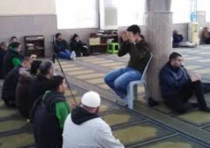 الأردن..خطبة بلغة الإشارة خاصة للصم والبكم