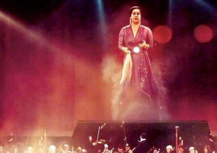 في مهرجان شتاء طنطورة..أم كلثوم تصدح وصابرين تخطف الأنظار