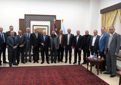 الرئيس يستقبل رئيس وأعضاء مجلس اتحاد الصناعات الفلسطينية