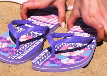 (فيديو).. جدل بشأن "شبشب" الأم القناصة!