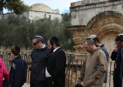 مستوطنون يستأنفون اقتحاماتهم للأقصى