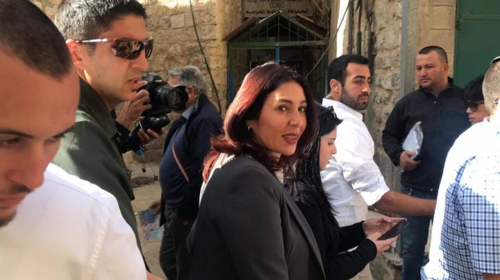 الوزيرة المتطرفة "ريغيف" تقتحم البلدة القديمة في القدس