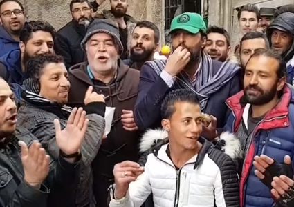 باسم ياخور و"أبو غالب" على طوابير الغاز في سوريا