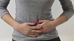 عبارة نسمعها ولا نفهم معناها.. ما حقيقة "البرد في المعدة"؟