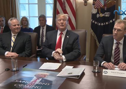 ترامب وحيدا في البيت الأبيض