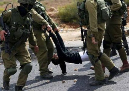 إصابة شاب إثر اعتداء قوات الاحتلال عليه غرب بيت جالا