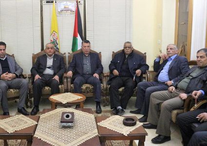 فصائل منظمة التحرير الفلسطينية تعقد اجتماعاً في قطاع غزة