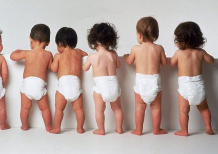 تأهب في فرنسا.. مواد كيميائية في "حفاضات" عالمية شهيرة