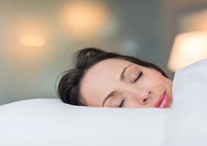 أغرب اضطرابات النوم.. المرأة التي تغفو كلما ضحكت!