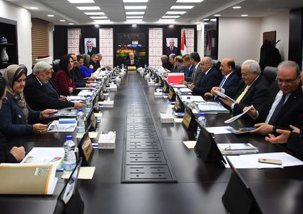 الحكومة تضع استقالتها تحت تصرف الرئيس لحين تشكيل حكومة جديدة