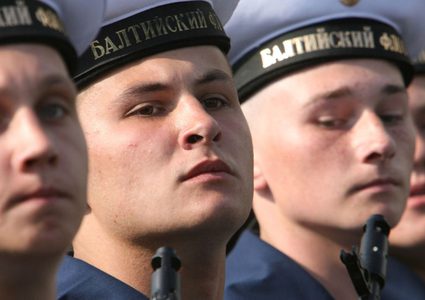 البحارة الروس المختطفون يعودون لوطنهم