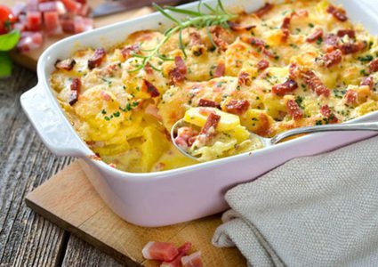 صينيّة البطاطا بالجبن