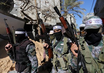 تشييع جثمان الشهيد النباهين وسط قطاع غزة