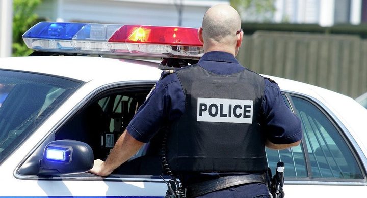 السجن 27 عاماً لرجل حاول مهاجمة مركز شرطة