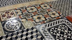 صناعة البلاط الملون في نابلس تتشبث بجذور فلسطين