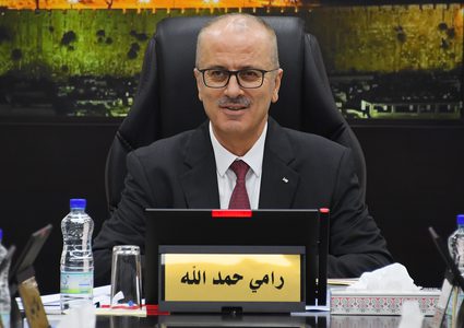 الحمد الله يتسلم التقرير السنوي لهيئة التدريب العسكري