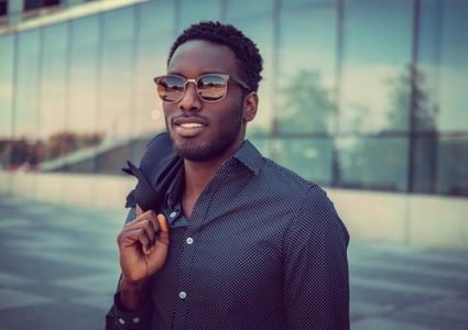 أفضل قصات الشعر الرجالي لأصحاب البشرة السمراء