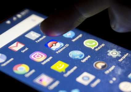 الاحتلال يبتكر برنامج خاص لاختراق خصوصية هواتف ضباطه!