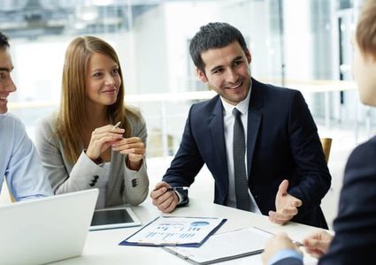 7 طرق للاستمتاع بوقت العمل