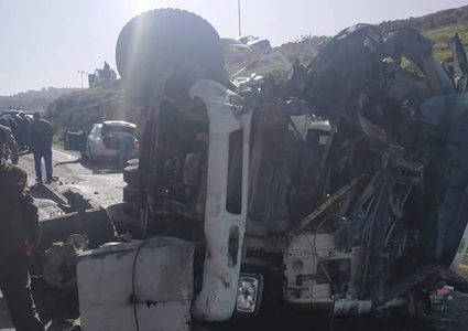 الشرطة: حادث تقوع أسفر عن 10 اصابات ولا يوجد وفيات