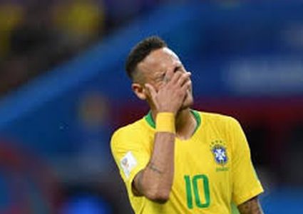 "سؤال العودة" يفقد نيمار أعصابه