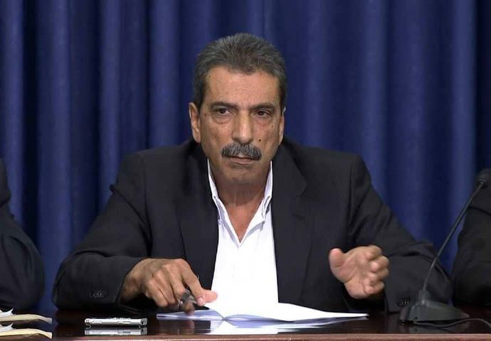 الطيراوي: القيادة تبحث إجراءات لتقويض سلطة حماس في غزة