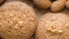 بسكويت اللوز الصحي للرجيم