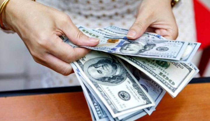 الدولار يتراجع الى ادنى مستوى أمام الشيكل منذ 4 شهور